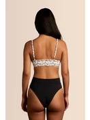 Yvonne Bottom | Black Cat