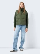 Noisy May Dalcon Short Vest Kombu| Green 3 Noisy May Dalcon Short Vest Kombu| Green - Image 3